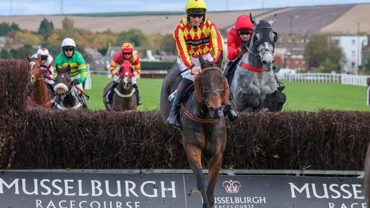 Musselburgh fence